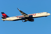 Delta Air Lines Airbus A321-211 (N391DN) at  Dallas/Ft. Worth - International, United States