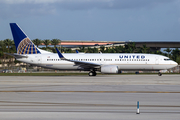 United Airlines Boeing 737-824 (N39297) at  Ft. Lauderdale - International, United States