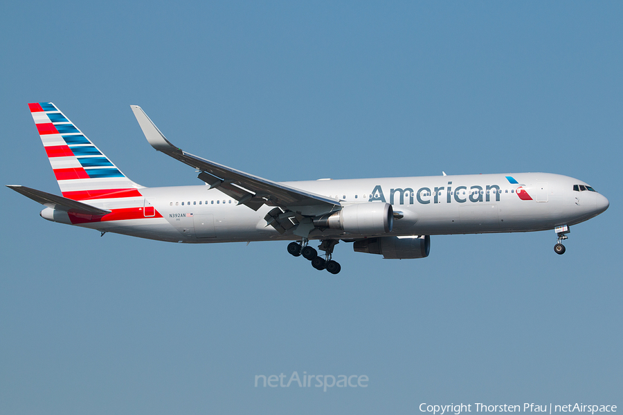 American Airlines Boeing 767-323(ER) (N392AN) | Photo 62134