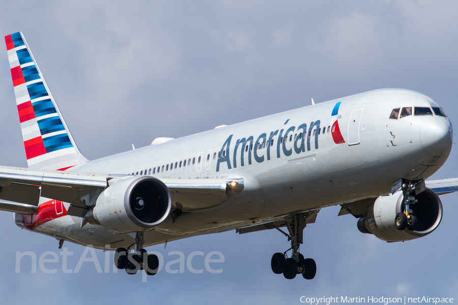American Airlines Boeing 767-323(ER) (N392AN) | Photo 606861