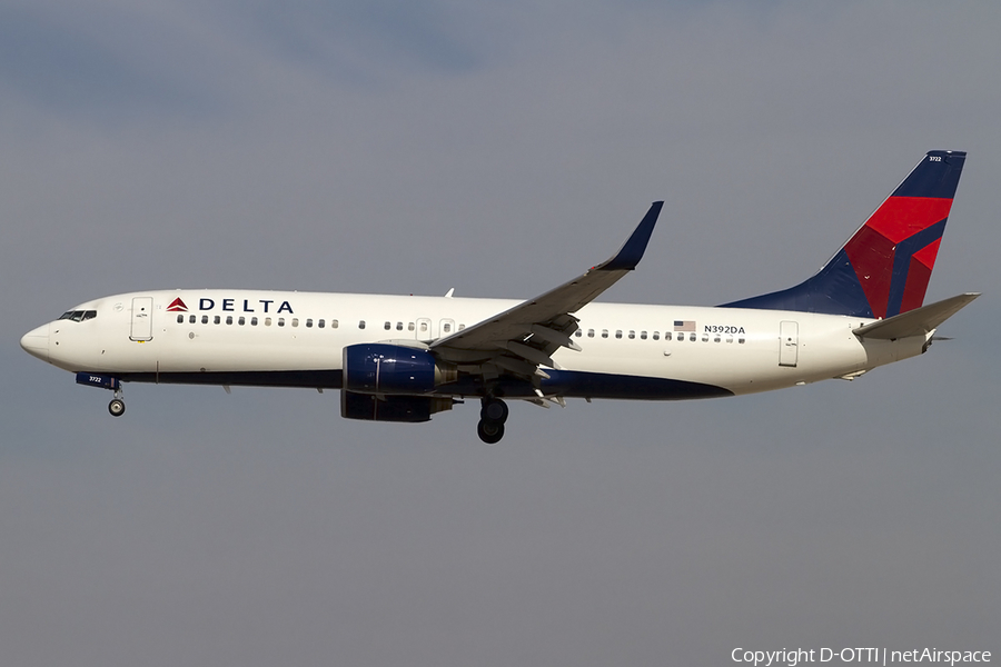 Delta Air Lines Boeing 737-832 (N392DA) | Photo 463784