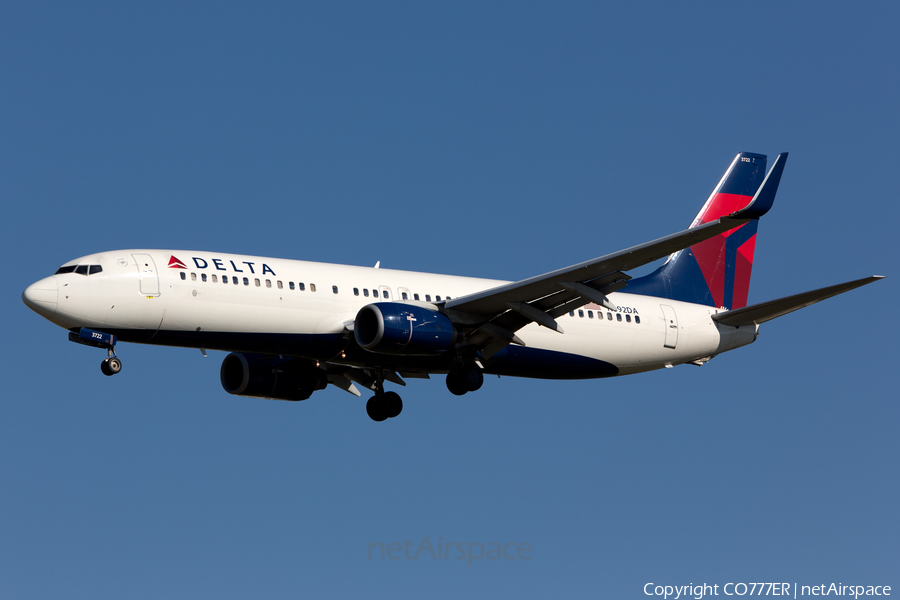 Delta Air Lines Boeing 737-832 (N392DA) | Photo 18755