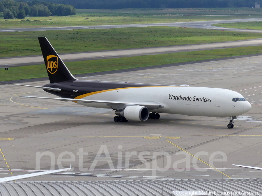 United Parcel Service Boeing 767-304(ER)(BDSF) (N392UP) | Photo 468800