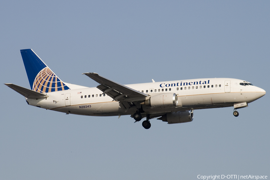 Continental Airlines Boeing 737-3T0 (N39343) | Photo 176608