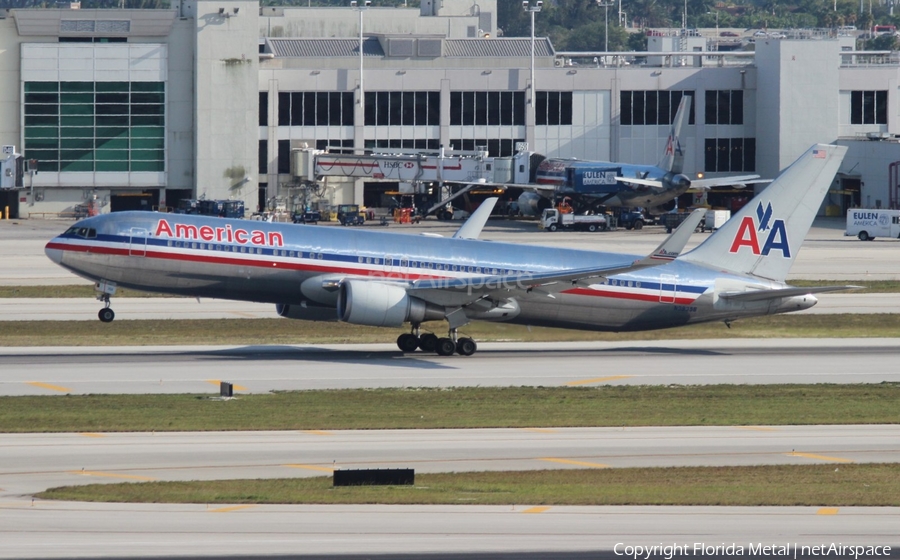 American Airlines Boeing 767-323(ER) (N39356) | Photo 302240