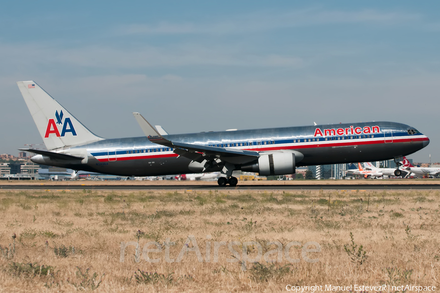 American Airlines Boeing 767-323(ER) (N39364) | Photo 135497