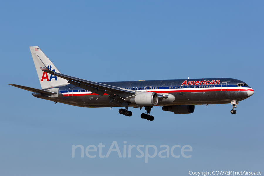American Airlines Boeing 767-323(ER) (N39365) | Photo 43642