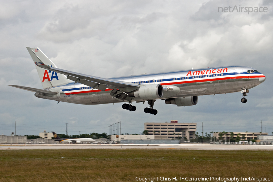 American Airlines Boeing 767-323(ER) (N39365) | Photo 36259