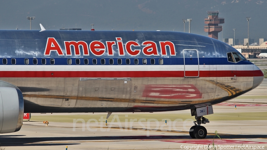 American Airlines Boeing 767-323(ER) (N39367) | Photo 223968