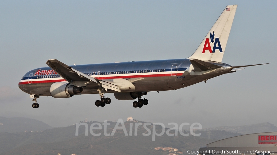 American Airlines Boeing 767-323(ER) (N39367) | Photo 223970