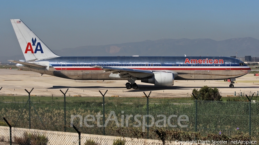 American Airlines Boeing 767-323(ER) (N39367) | Photo 223972