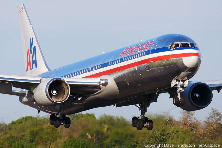 American Airlines Boeing 767-323(ER) (N39367) | Photo 47406