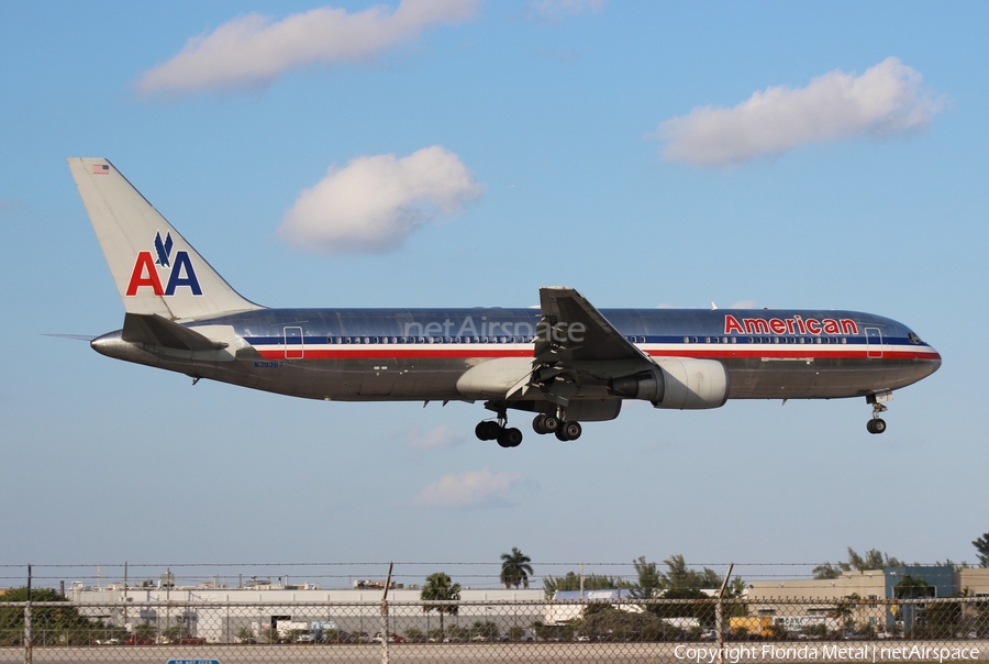 American Airlines Boeing 767-323(ER) (N39367) | Photo 304477