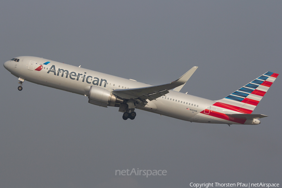 American Airlines Boeing 767-323(ER) (N393AN) | Photo 64680