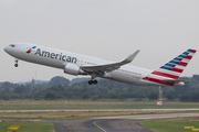 American Airlines Boeing 767-323(ER) (N393AN) at  Dusseldorf - International, Germany