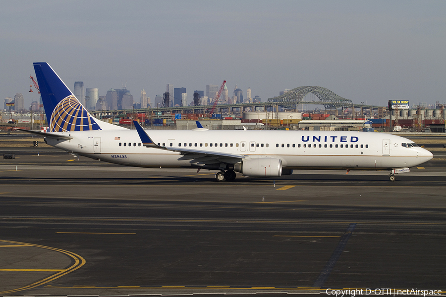 United Airlines Boeing 737-924(ER) (N39423) | Photo 344262