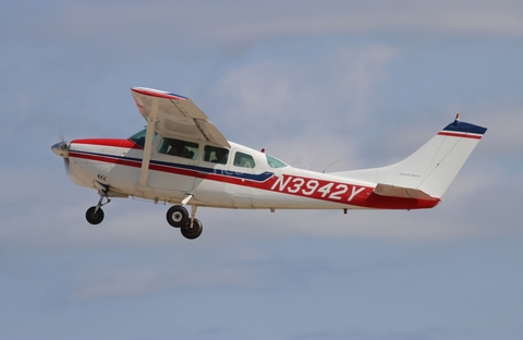 (Private) Cessna 210D Centurion (N3942Y) at  Oshkosh - Wittman Regional, United States
