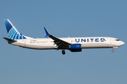 United Airlines Boeing 737-924(ER) (N39461) at  Newark - Liberty International, United States