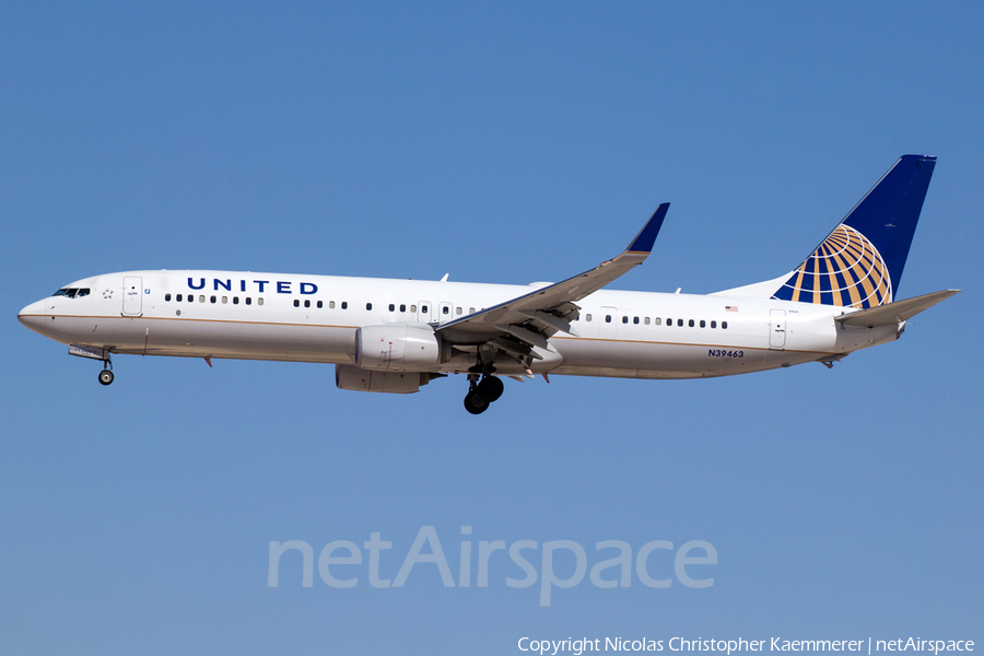 United Airlines Boeing 737-924(ER) (N39463) | Photo 127172