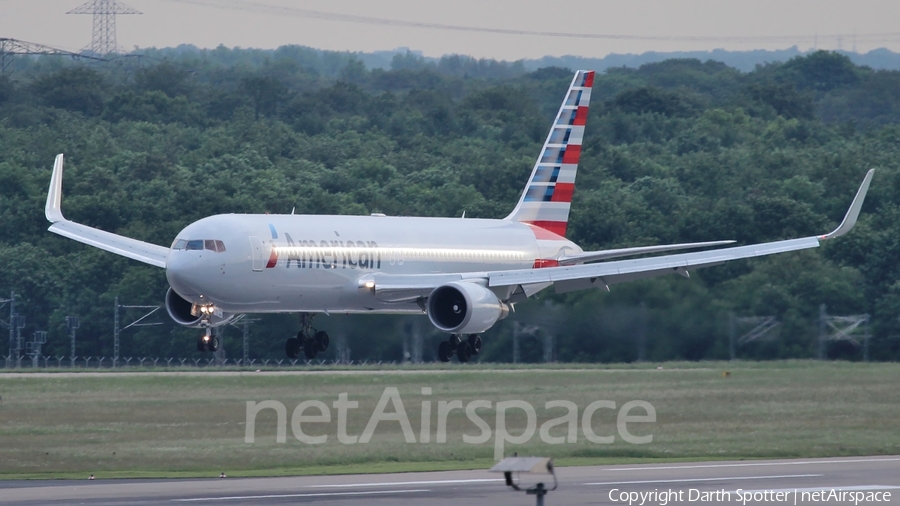 American Airlines Boeing 767-323(ER) (N394AN) | Photo 217884