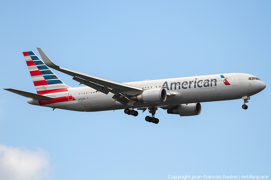 American Airlines Boeing 767-323(ER) (N394AN) | Photo 143485