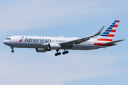 American Airlines Boeing 767-323(ER) (N394AN) at  New York - John F. Kennedy International, United States
