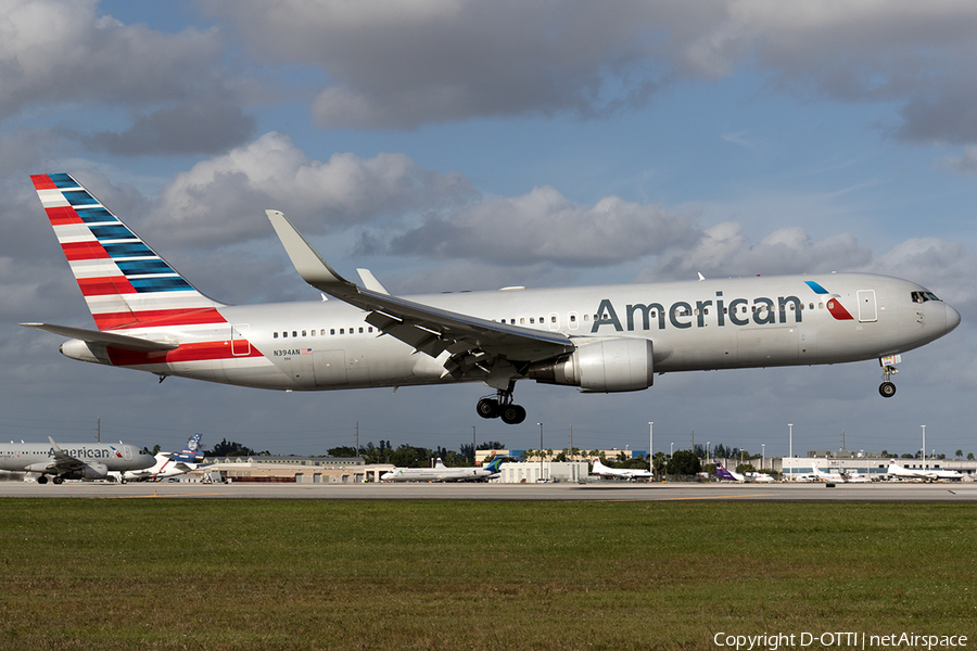 American Airlines Boeing 767-323(ER) (N394AN) | Photo 138760