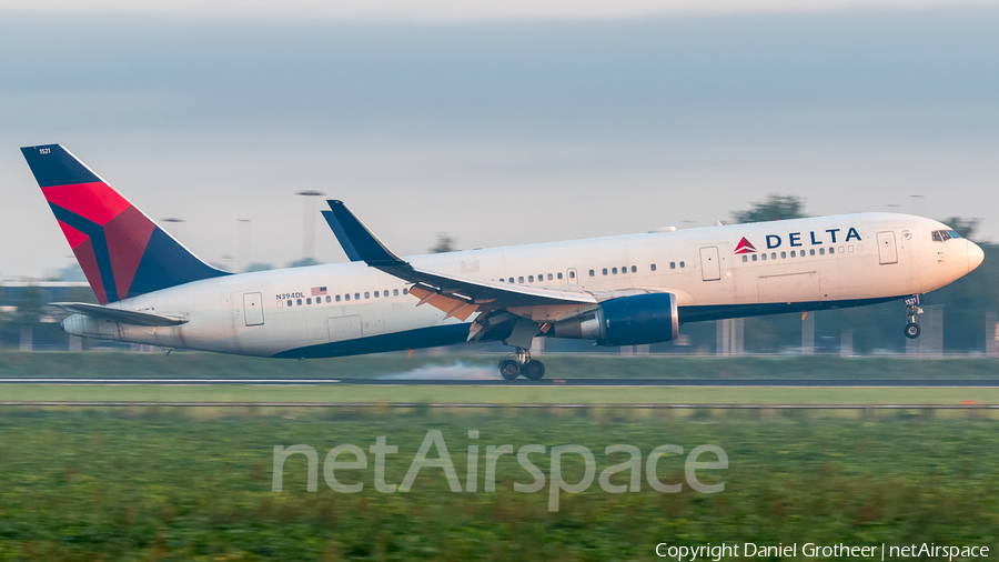 Delta Air Lines Boeing 767-324(ER) (N394DL) | Photo 255667