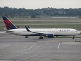Delta Air Lines Boeing 767-324(ER) (N394DL) at  New York - John F. Kennedy International, United States