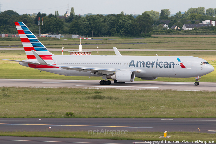 American Airlines Boeing 767-323(ER) (N395AN) | Photo 63033