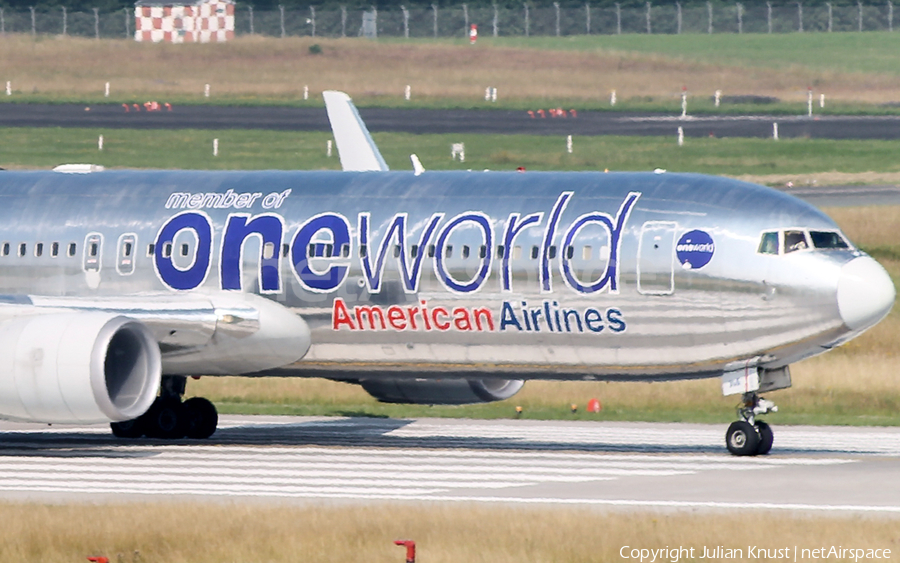American Airlines Boeing 767-323(ER) (N395AN) | Photo 255690