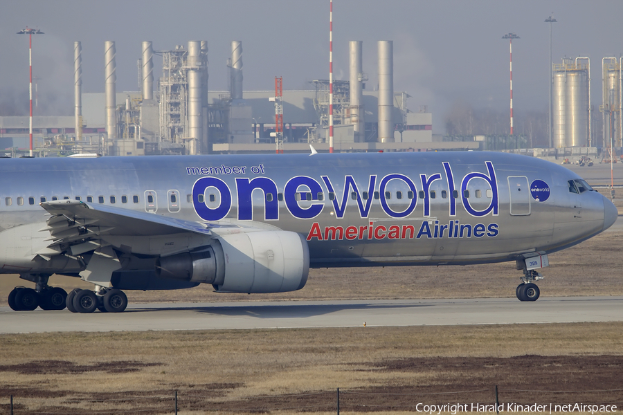 American Airlines Boeing 767-323(ER) (N395AN) | Photo 312875