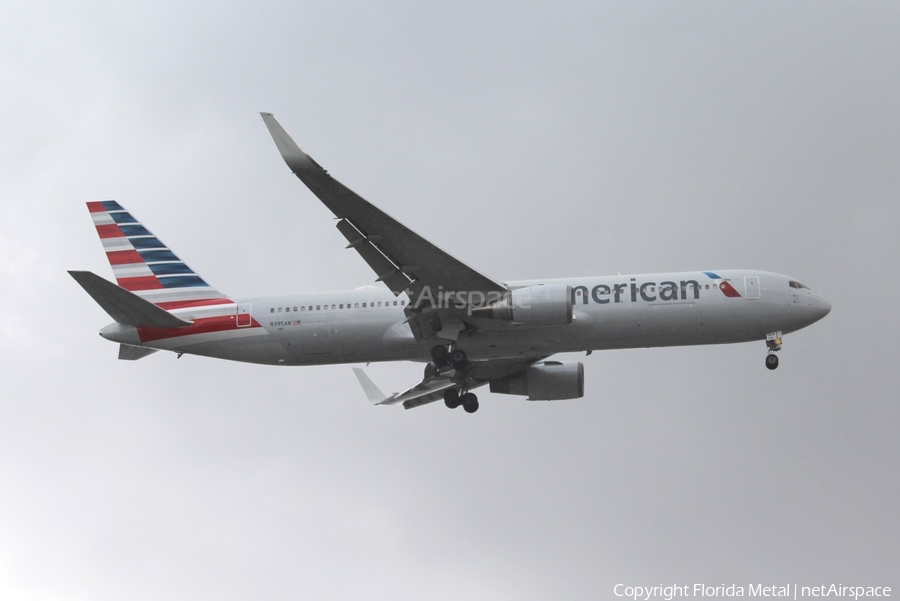 American Airlines Boeing 767-323(ER) (N395AN) | Photo 303390