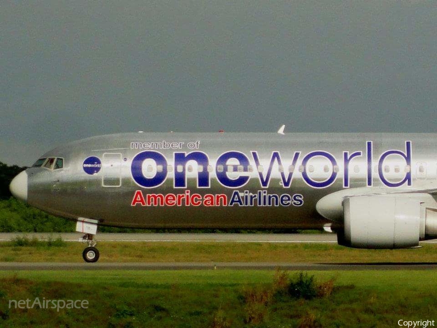 American Airlines Boeing 767-323(ER) (N395AN) | Photo 101792
