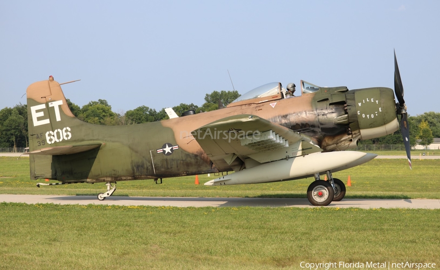 (Private) Douglas AD-6 (A-1H) Skyraider (N39606) | Photo 381007