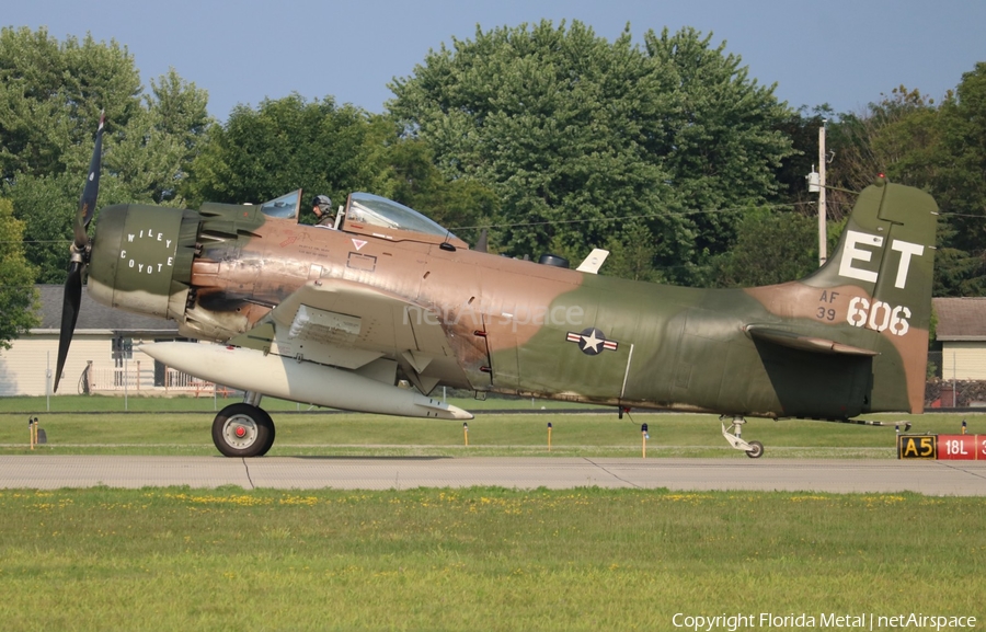 (Private) Douglas AD-6 (A-1H) Skyraider (N39606) | Photo 381008