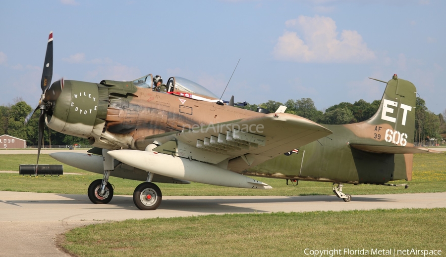 (Private) Douglas AD-6 (A-1H) Skyraider (N39606) | Photo 381011