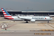 American Airlines Boeing 767-323(ER) (N396AN) at  Barcelona - El Prat, Spain