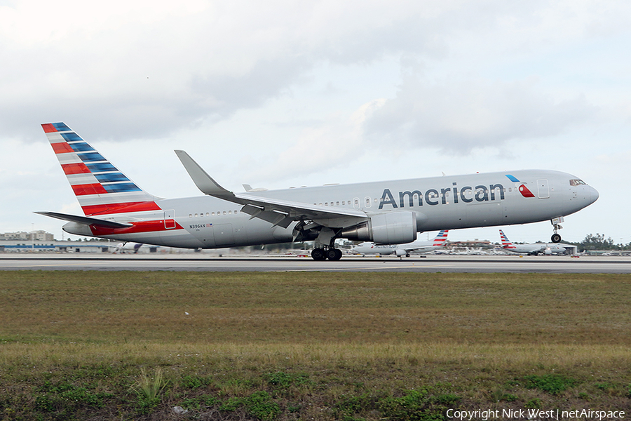 American Airlines Boeing 767-323(ER) (N396AN) | Photo 296202
