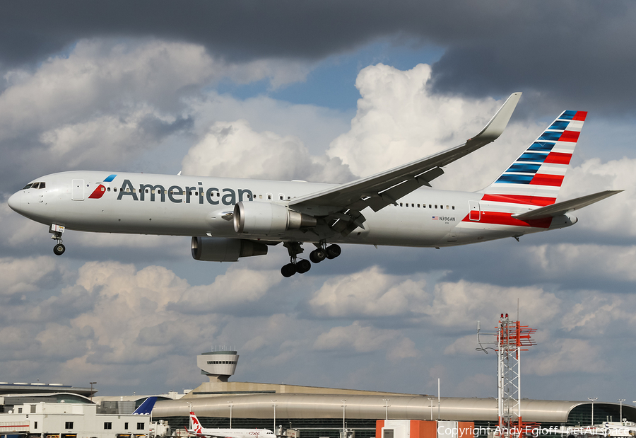 American Airlines Boeing 767-323(ER) (N396AN) | Photo 383923