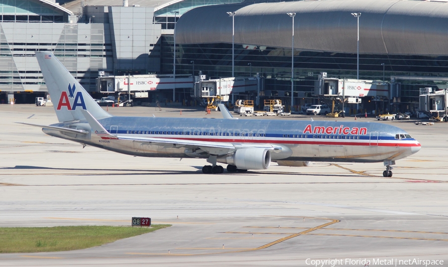 American Airlines Boeing 767-323(ER) (N396AN) | Photo 581808