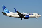 United Airlines Boeing 737-724 (N39726) at  Dallas/Ft. Worth - International, United States