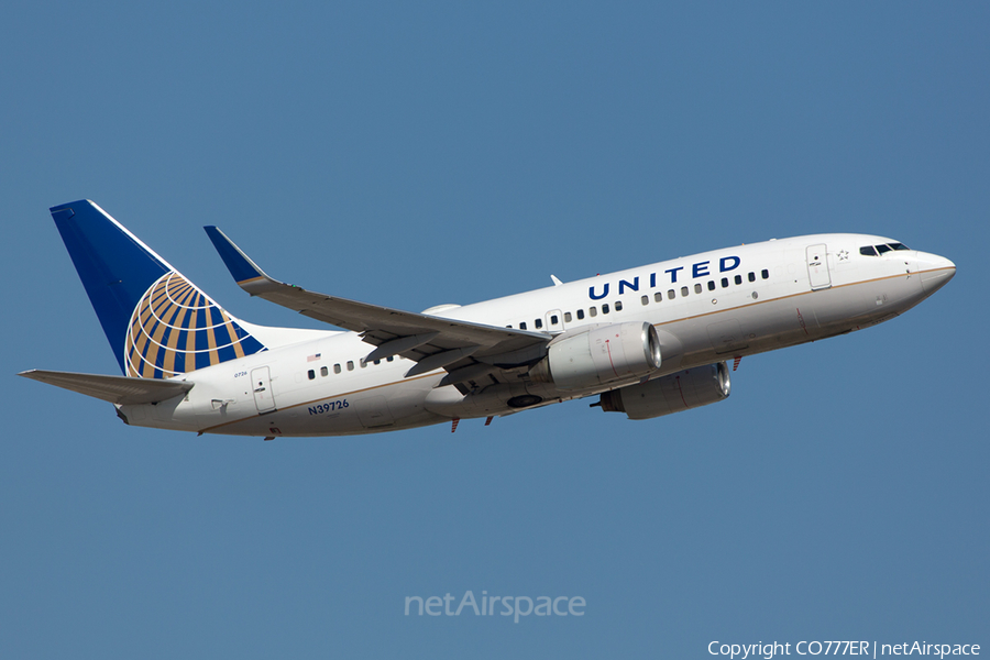 United Airlines Boeing 737-724 (N39726) | Photo 48240