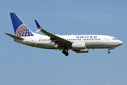 United Airlines Boeing 737-724 (N39728) at  San Juan - Luis Munoz Marin International, Puerto Rico