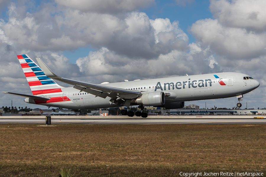 American Airlines Boeing 767-323(ER) (N397AN) | Photo 221361