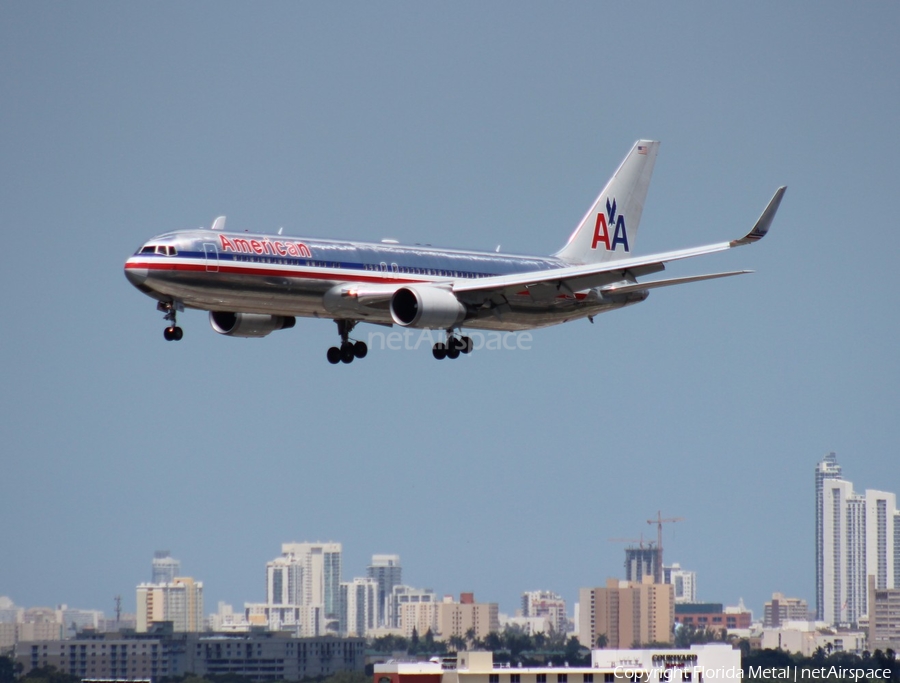 American Airlines Boeing 767-323(ER) (N397AN) | Photo 300360
