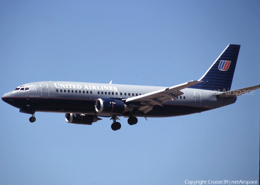 United Airlines Boeing 737-322 (N397UA) | Photo 555557