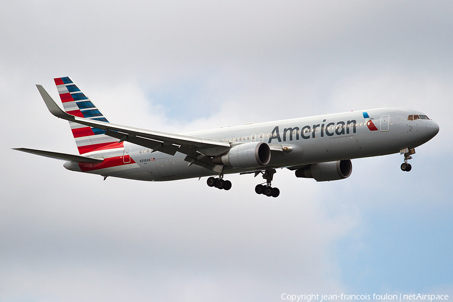 American Airlines Boeing 767-323(ER) (N398AN) | Photo 143471