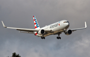 American Airlines Boeing 767-323(ER) (N398AN) at  Lisbon - Portela, Portugal