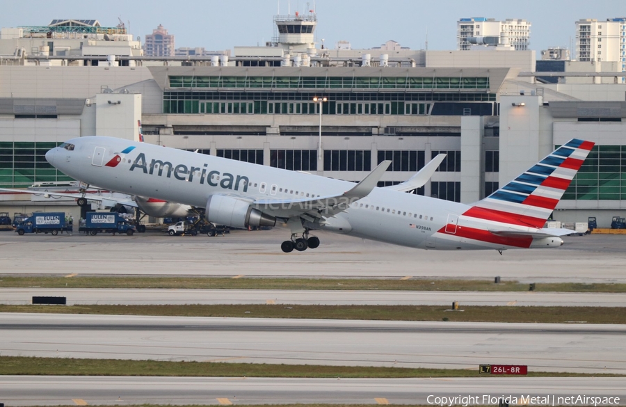 American Airlines Boeing 767-323(ER) (N398AN) | Photo 581817